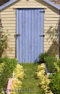 8 weird and wonderful uses for the garden shed<br />
    