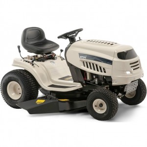 Versatility: MTD 2 - in - 1 Combi Lawn Tractor