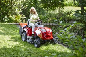 Mountrfield lawn and garden tractor