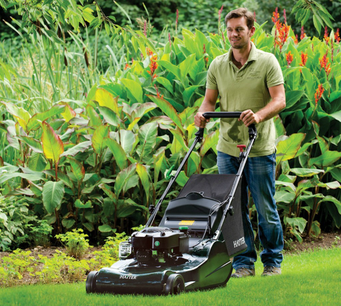 Image of Narrow self-propelled lawn mower with rear roller